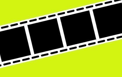 Grafik schwarzer 16 Millimeter Filmstreifen auf grüner Fläche